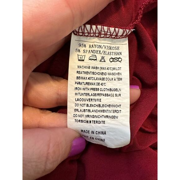 Avid Love red short sleeves top size Small - Picture 4 of 9